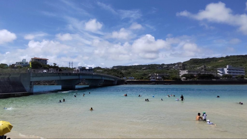 Freshly fried tempura is the best! "Okinawan Tempura" you must try at least once! 揚げたてほやほやが一番！一度は食べてほしい「沖縄天ぷら」