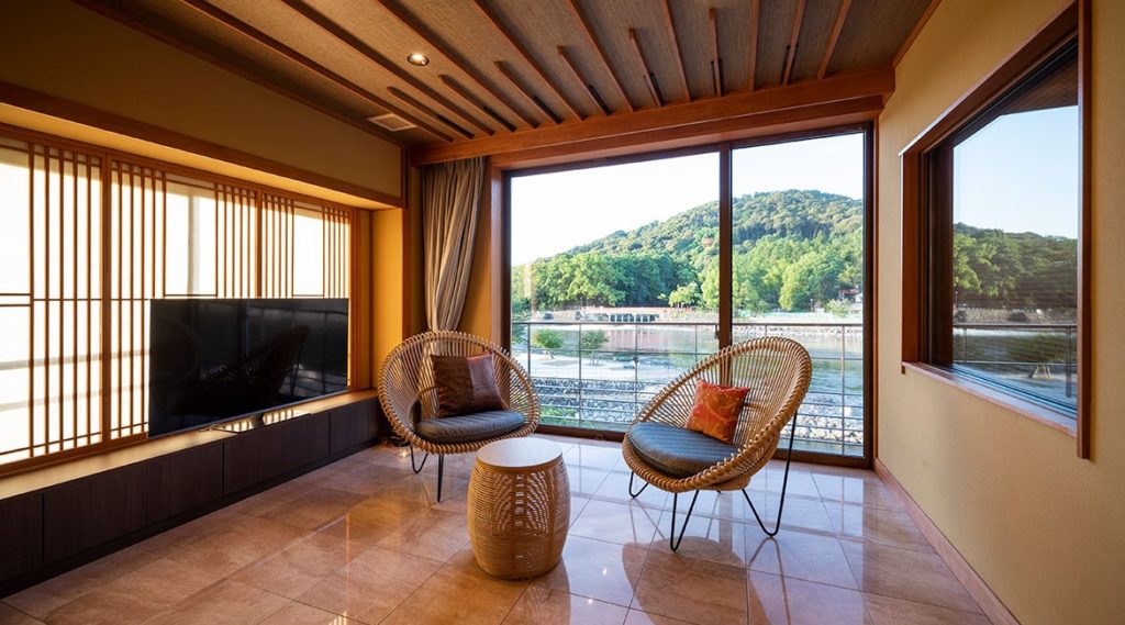 Hanayashiki Ukifuneen